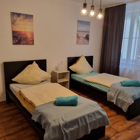 R&E Apartment Хемніц Екстер'єр фото